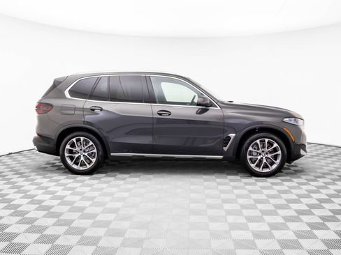 New 2026 BMW X5 xDrive50e w/ Executive Package image 6