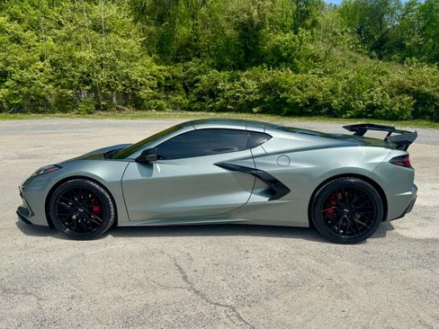 Used 2023 Chevrolet Corvette Stingray Premium Cpe w/ Z51 Performance Package image 7