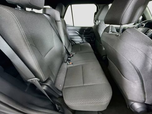 Certified 2026 Toyota 4Runner SR5 AWD/4WD image 27