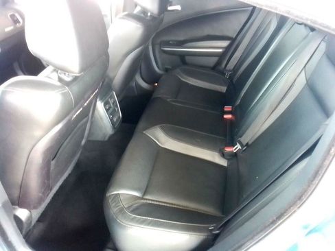 Used 2019 Dodge Charger SXT w/ Leather Interior Group RWD image 13