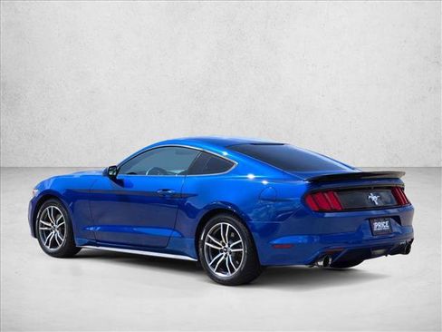 Used 2017 Ford Mustang Coupe RWD image 7