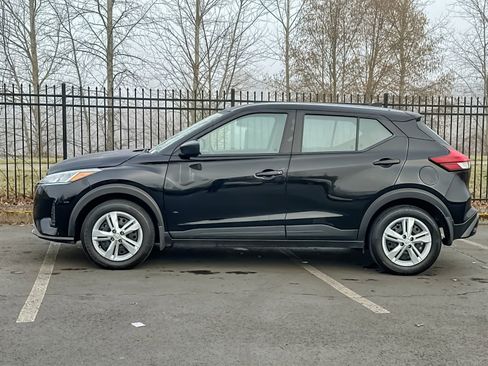 Used 2025 Nissan Kicks Play S image 7