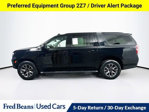 Certified 2024 Chevrolet Suburban Z71 w/ Luxury Package image 5