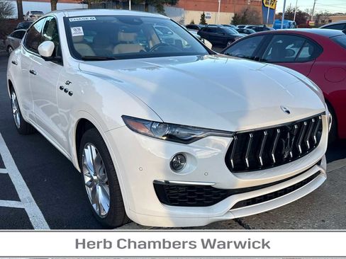 Used 2022 Maserati Levante GT image 1
