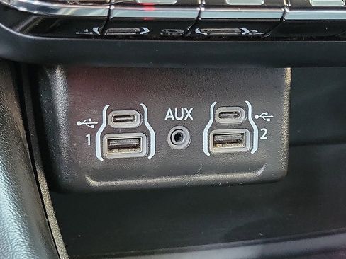 Used 2022 Dodge Durango GT image 13