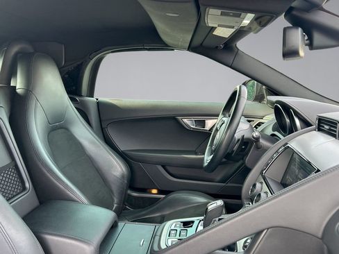 Used 2017 Jaguar F-TYPE Convertible RWD image 37
