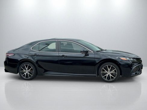 Certified 2024 Toyota Camry SE FWD image 4