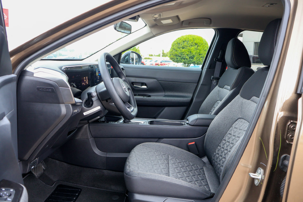 New 2027 Nissan Kicks SV FWD image 7