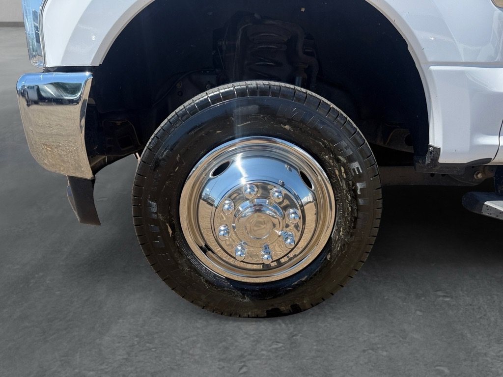 Used 2017 Ford F350 XL w/ Power Equipment Group AWD/4WD image 24
