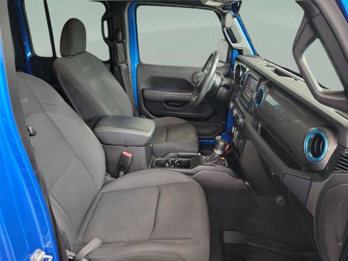 Used 2021 Jeep Wrangler Unlimited Sahara image 27