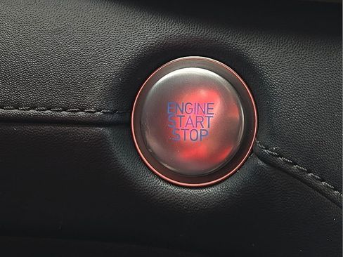 Used 2021 Hyundai Santa Fe SEL w/ Convenience + Premium Package image 16