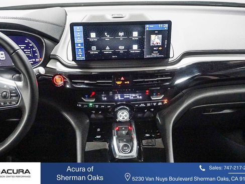 Used 2025 Acura MDX SH-AWD w/ Technology Package image 22