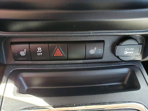 Used 2015 Jeep Patriot Latitude AWD/4WD image 23