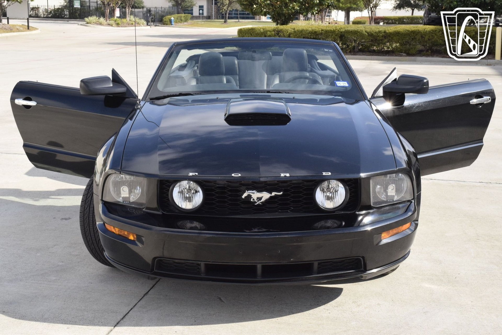Used 2009 Ford Mustang GT RWD image 7