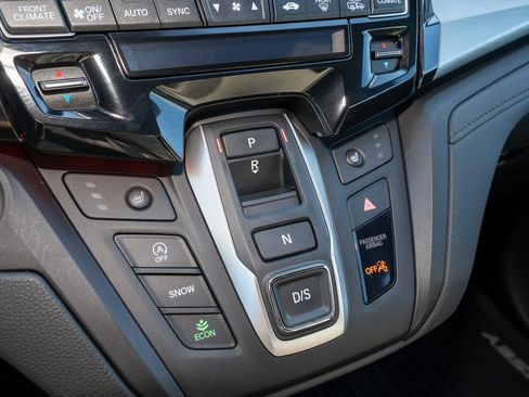 Used 2023 Honda Odyssey Sport image 11