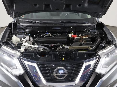 Used 2017 Nissan Rogue SL AWD/4WD image 19