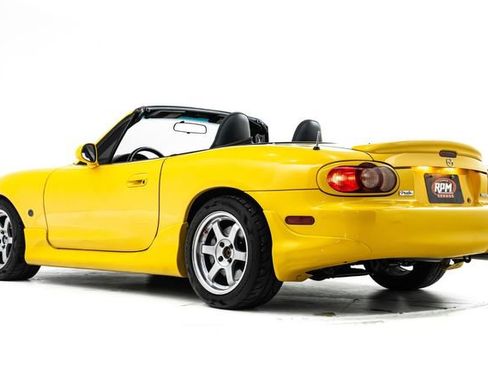 Used 2002 MAZDA MX-5 Miata SE image 10