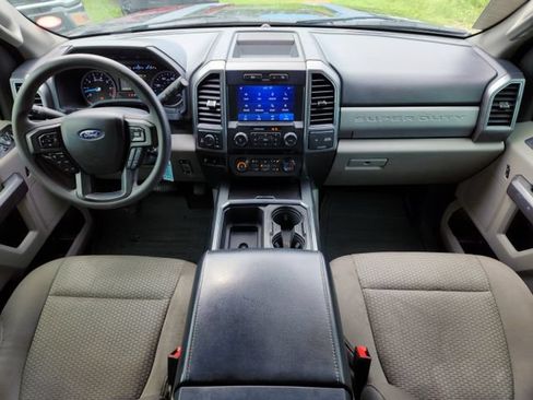 Used 2022 Ford F250 XLT w/ XLT Premium Package AWD/4WD image 18
