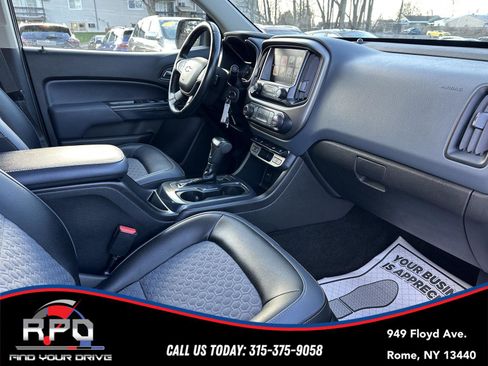 Used 2018 Chevrolet Colorado Z71 image 28