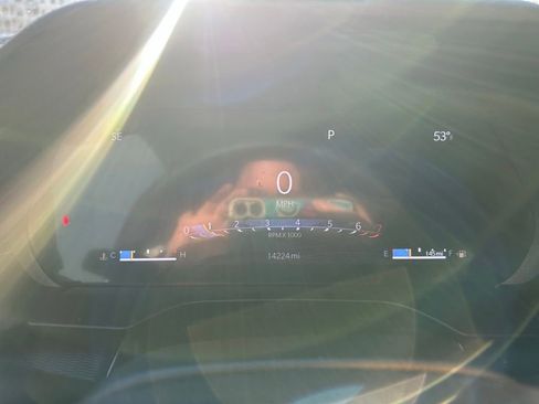 Used 2024 Jeep Grand Cherokee Altitude image 9