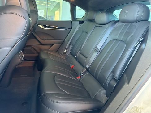 Certified 2022 Maserati Levante Modena image 17
