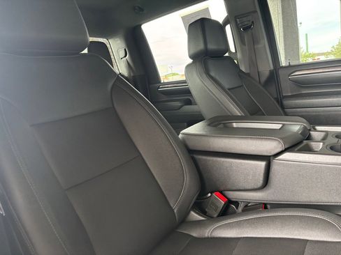 Used 2024 Chevrolet Silverado 2500 LTZ image 39