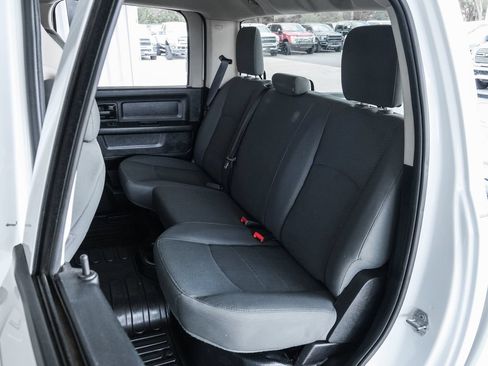 Used 2016 RAM 2500 Tradesman w/ Chrome Appearance Group AWD/4WD image 38