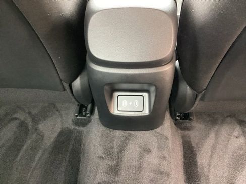 New 2025 Hyundai Elantra Sport FWD image 15