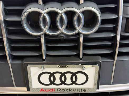 Used 2023 Audi Q7 2.0T Premium Plus w/ Premium Plus Package AWD/4WD image 24