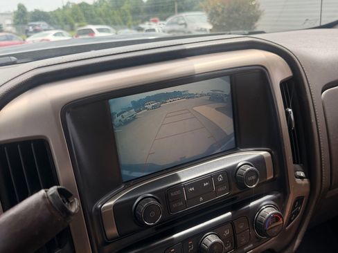 Used 2019 GMC Sierra 2500 Denali w/ Duramax Plus Package AWD/4WD image 45