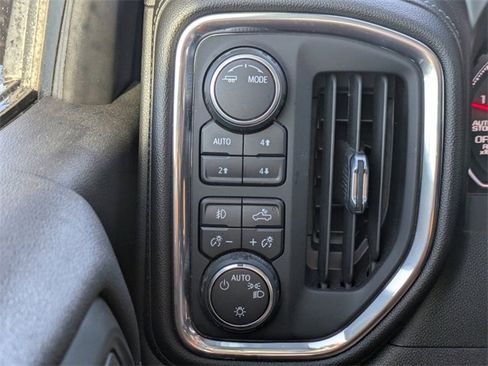 Used 2021 Chevrolet Silverado 1500 RST image 26