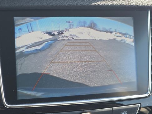 Certified 2019 Buick Encore Preferred w/ Safety Package image 33