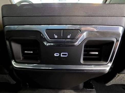Used 2023 Chevrolet Silverado 1500 High Country w/ Technology Package AWD/4WD image 79