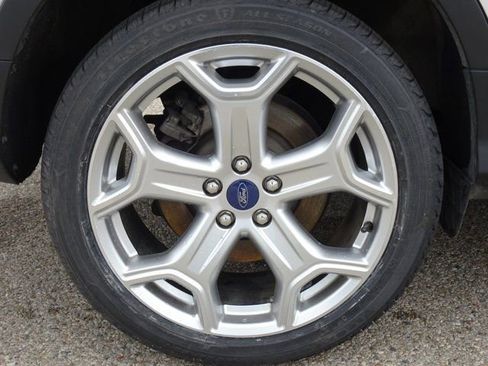 Used 2018 Ford Escape Titanium AWD/4WD image 28