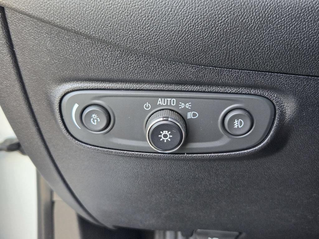 Used 2018 Chevrolet Equinox Premier AWD/4WD image 27