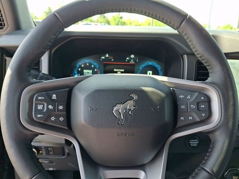 New 2026 Ford Bronco Badlands AWD/4WD image 10
