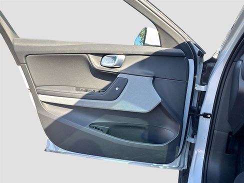 Used 2023 Polestar Polestar 2 w/ Pilot Pack image 6