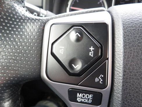 Used 2023 Toyota 4Runner Limited image 26