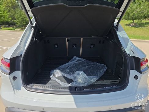 Used 2023 Porsche Macan S AWD/4WD image 26