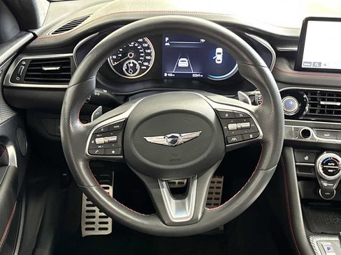 Used 2022 Genesis G70 3.3T image 14