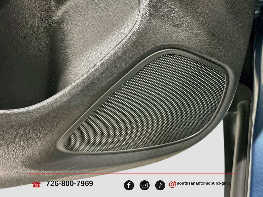 Certified 2024 Buick Encore GX Preferred AWD/4WD image 19