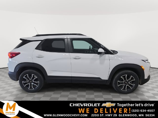 Used 2022 Chevrolet TrailBlazer ACTIV w/ Sun and Liftgate Package AWD/4WD image 1