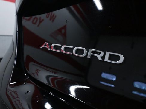 Used 2024 Honda Accord Sport image 29