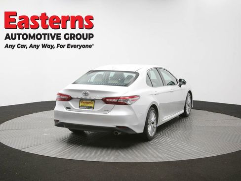 Used 2019 Toyota Camry XLE w/ Carpet Mat Package FWD image 41