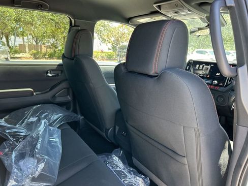 New 2025 Nissan Frontier PRO-4X w/ Tow Package image 42