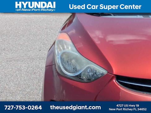 Used 2013 Hyundai Elantra GLS FWD image 9