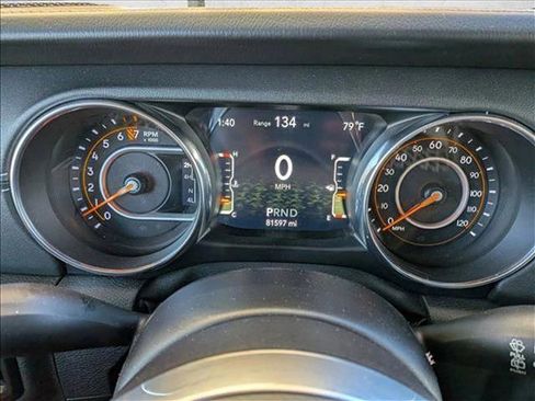 Used 2019 Jeep Wrangler Unlimited Sahara AWD/4WD image 12