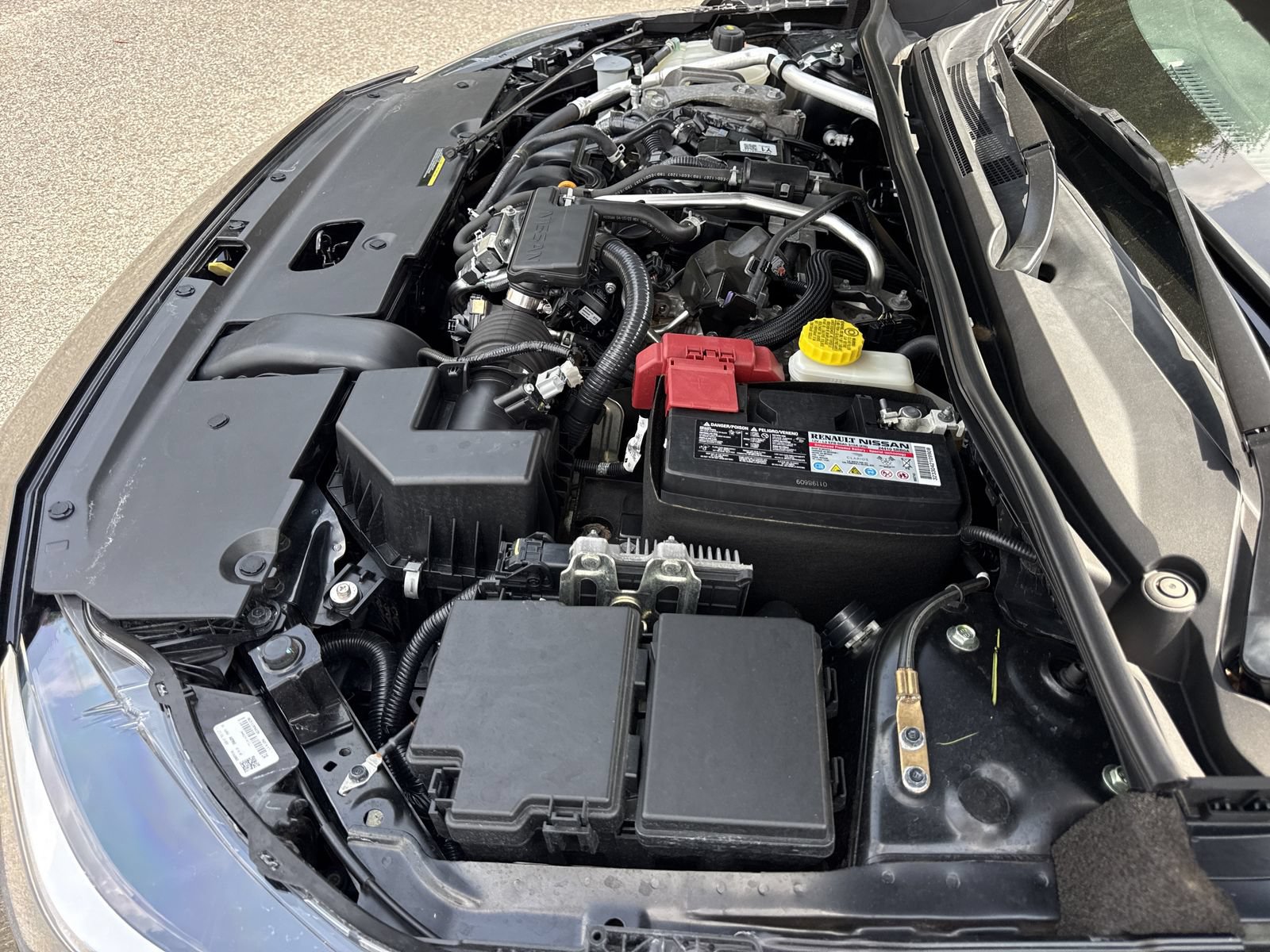 Used 2023 Nissan Sentra SV w/ SV Premium Package FWD image 32