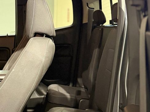 Used 2021 Chevrolet Colorado LT w/ Safety Package image 36