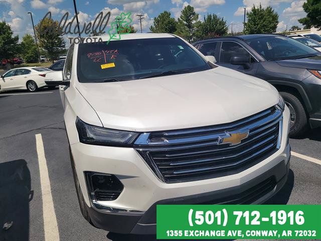 Used 2023 Chevrolet Traverse LT FWD image 3